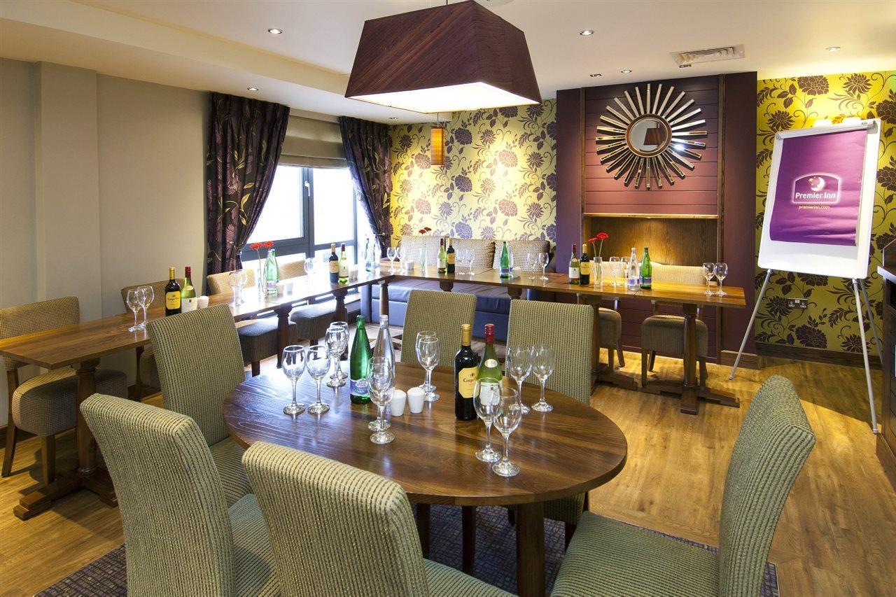 Premier Inn ソリフル エクステリア 写真