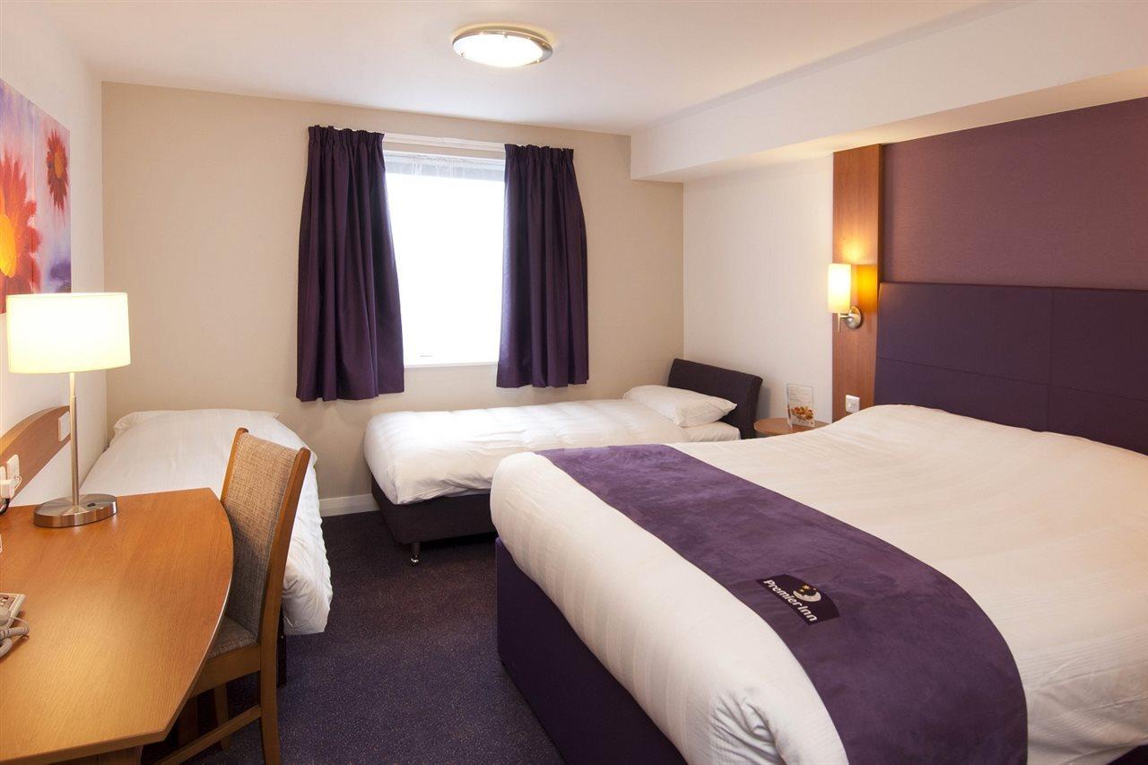 Premier Inn ソリフル エクステリア 写真