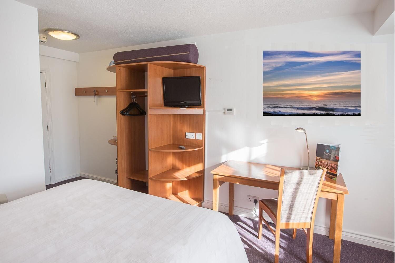 Premier Inn ソリフル エクステリア 写真