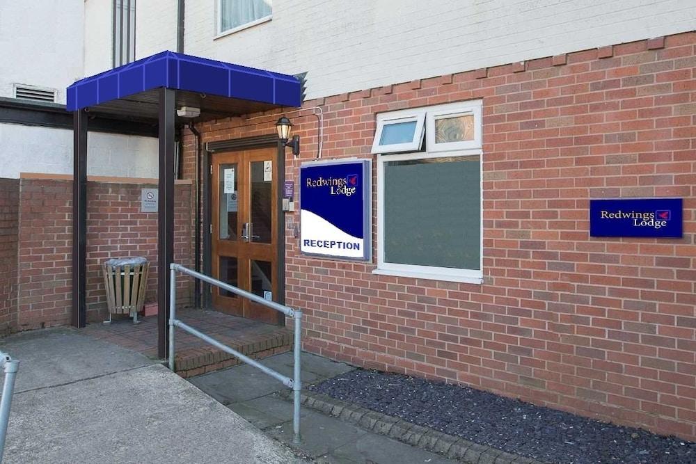 Premier Inn ソリフル エクステリア 写真